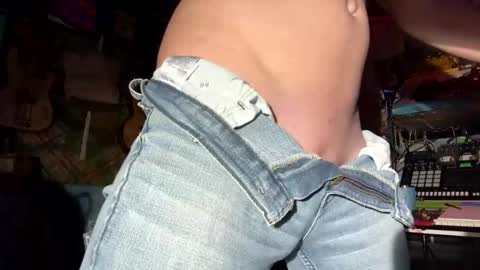 delightfuldance online show from September 17, 2025, 4:03 am