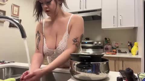 Snapshot of delilahsins chatting on November 20, 2025, 12:33 am delilahsins online show from November 20, 2025, 12:33 am