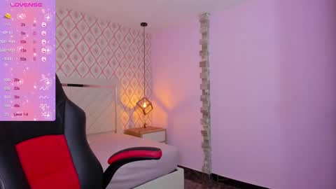 delilaquinn online show from February 3, 2025, 10:21 pm