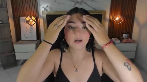 delilaquinn online show from November 10, 2025, 12:15 pm