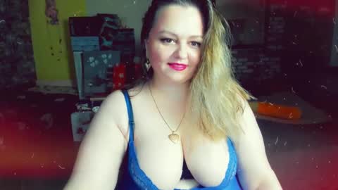 Snapshot of delinnia chatting on February 7, 2025, 4:27 am Margo online show from February 7, 2025, 4:27 am