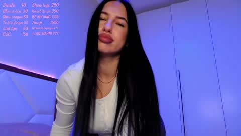 delly_love online show from March 12, 2026, 8:48 pm