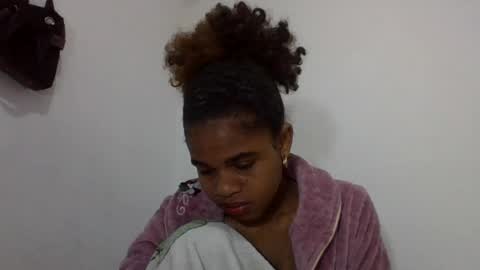 delphine online show from June 15, 2026, 6:04 am