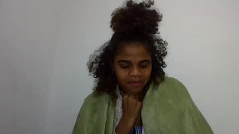 delphine online show from June 19, 2026, 2:05 am