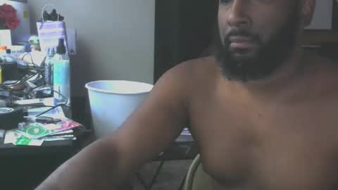 Snapshot of delta7012 chatting on November 21, 2025, 4:05 pm delta7012 online show from November 21, 2025, 4:05 pm