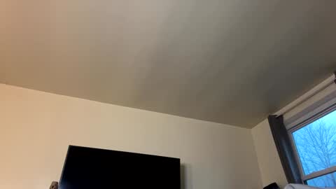 Snapshot of deluxxxeblu chatting on December 29, 2024, 9:09 pm TankinBody online show from December 29, 2024, 9:09 pm