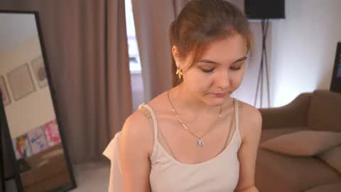 Hi my name is Sari nice to see you in my Room online show from June 30, 2026, 4:13 am