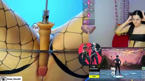 Snapshot of demi_chan chatting on May 5, 2026, 9:06 am demiii online show from May 5, 2026, 9:06 am