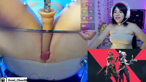 Snapshot of demi_chan chatting on June 21, 2026, 7:33 am demiii online show from June 21, 2026, 7:33 am