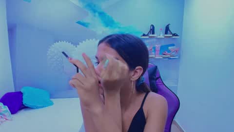 DEMI online show from November 20, 2025, 11:32 am