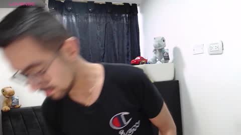 demian_val_4 online show from February 10, 2026, 12:09 pm