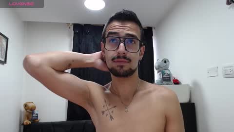 demian_val_4 online show from February 17, 2026, 12:01 pm