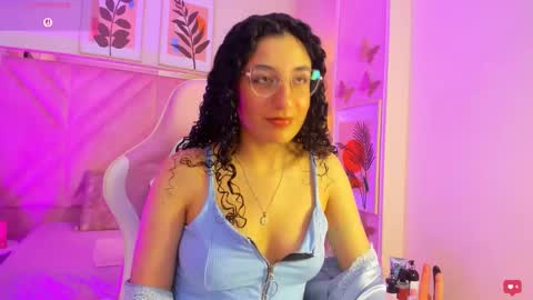 Demi online show from December 23, 2025, 4:54 am