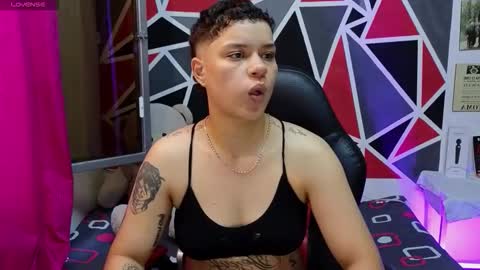 Snapshot of demimoore222 chatting on January 17, 2026, 3:17 pm DEMI online show from January 17, 2026, 3:17 pm