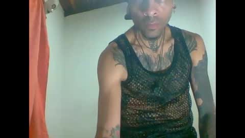 Snapshot of demon_rose_ chatting on May 18, 2026, 8:14 pm demon_rose_ online show from May 18, 2026, 8:14 pm