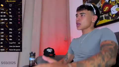 Snapshot of demonaelxx chatting on March 6, 2025, 12:32 am Onlyfans ftmdemonsexxx online show from March 6, 2025, 12:32 am