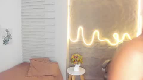 Snapshot of demy_ruiz chatting on March 7, 2025, 8:45 am demy_ruiz online show from March 7, 2025, 8:45 am