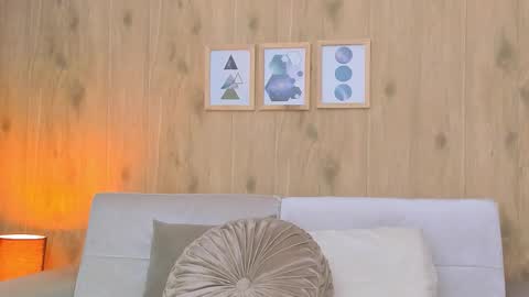 DEMY online show from September 10, 2025, 4:45 am