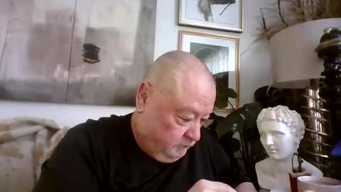 Snapshot of denboisvin2043 chatting on March 1, 2025, 12:23 pm denboisvin2043 online show from March 1, 2025, 12:23 pm