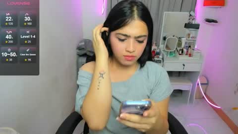 Snapshot of dencyleander chatting on June 18, 2026, 9:14 am Demi online show from June 18, 2026, 9:14 am