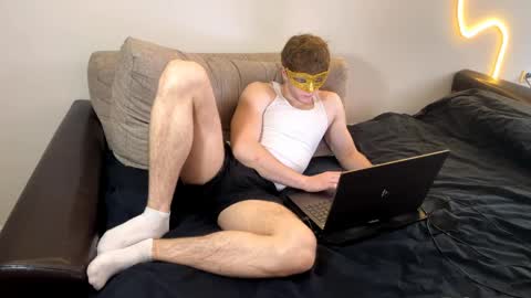 Snapshot of deniel_horny chatting on May 14, 2026, 8:21 am Deni online show from May 14, 2026, 8:21 am