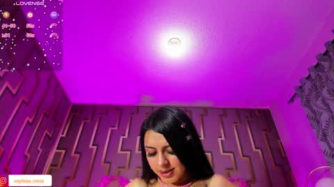Snapshot of denin_rose chatting on January 7, 2025, 11:24 pm DENIN onlineMonday to Saturday 330 pm Chicago time online show from January 7, 2025, 11:24 pm