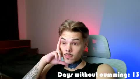 Denis online show from April 16, 2026, 6:52 pm