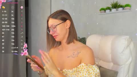 Elina online show from September 28, 2025, 12:16 am
