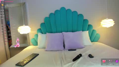 Denise online show from February 5, 2025, 4:06 am