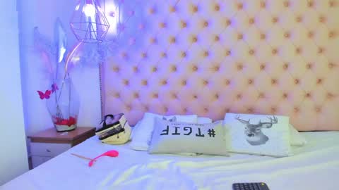 denisse_logan online show from April 6, 2026, 3:04 am