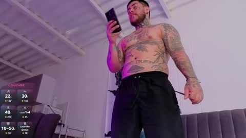 Snapshot of denjig chatting on October 27, 2025, 3:49 pm Oliver online show from October 27, 2025, 3:49 pm