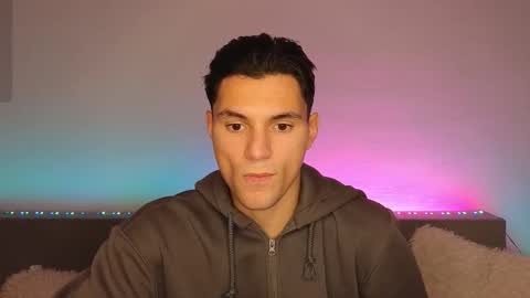 Snapshot of denlover chatting on November 6, 2025, 10:05 am Den online show from November 6, 2025, 10:05 am