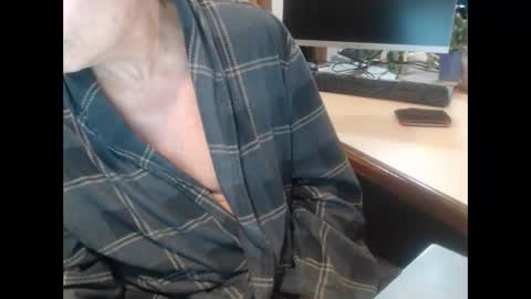 Snapshot of denn_jett chatting on February 7, 2026, 10:41 am Den Jet online show from February 7, 2026, 10:41 am