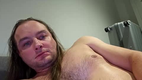 dennis210586 online show from January 6, 2025, 1:09 am