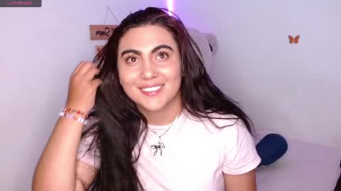 Snapshot of dennis_love_ chatting on December 18, 2024, 4:42 am rosse online show from December 18, 2024, 4:42 am