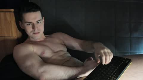 Snapshot of dennis_night chatting on January 21, 2025, 12:15 am Den online show from January 21, 2025, 12:15 am