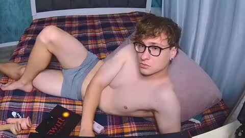 Snapshot of dennisgartman chatting on October 6, 2025, 7:33 pm Dennis online show from October 6, 2025, 7:33 pm