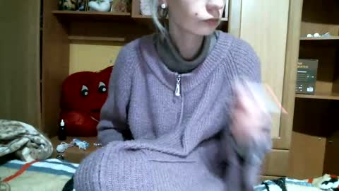 DennisXCarol online show from January 5, 2025, 9:47 pm