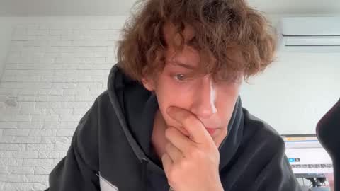 Snapshot of denobluora chatting on September 20, 2025, 1:23 pm Jasper online show from September 20, 2025, 1:23 pm