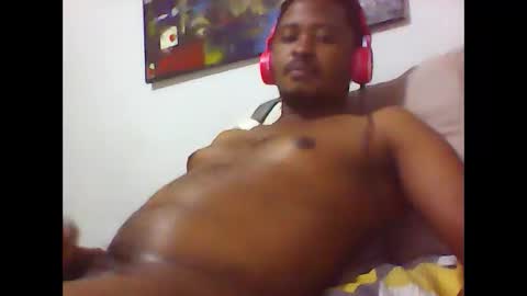 Snapshot of dentzo chatting on May 5, 2026, 7:33 pm mastER blACK online show from May 5, 2026, 7:33 pm