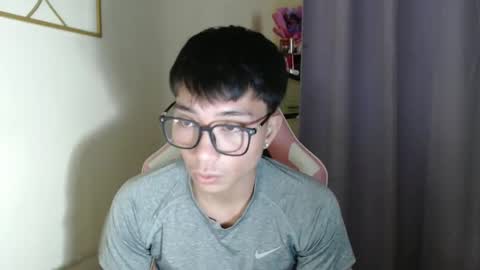 denver_hotsaucy24 online show from November 16, 2025, 6:46 pm