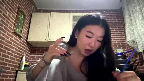 Snapshot of denysebernacchi chatting on January 14, 2026, 2:23 pm Emma online show from January 14, 2026, 2:23 pm