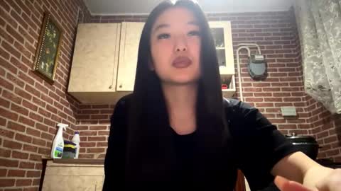 Snapshot of denysebernacchi chatting on February 10, 2026, 2:10 pm Emma online show from February 10, 2026, 2:10 pm