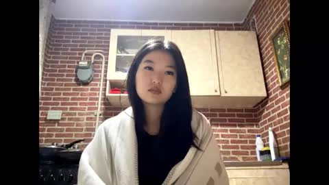 Snapshot of denysebernacchi chatting on February 11, 2026, 2:11 pm Emma online show from February 11, 2026, 2:11 pm