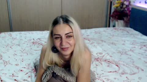 Denysya online show from December 15, 2024, 6:04 pm