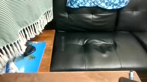 Denzel King3 online show from October 21, 2025, 7:14 pm