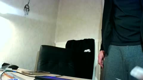 Snapshot of dereck59 chatting on April 10, 2026, 8:24 pm dereck59 online show from April 10, 2026, 8:24 pm