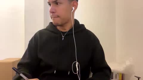 Snapshot of dereck_myers chatting on February 24, 2026, 5:16 am Dereck Myers online show from February 24, 2026, 5:16 am