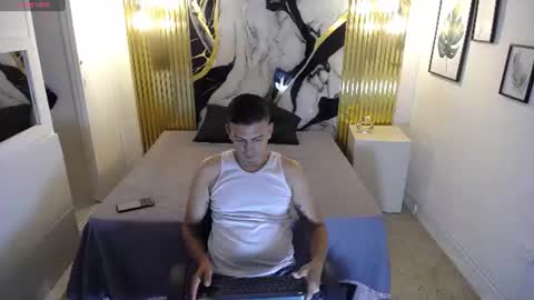 Dereck online show from July 4, 2026, 3:13 am