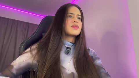 Snapshot of dereckbrownn chatting on October 27, 2025, 7:51 pm Dereck online show from October 27, 2025, 7:51 pm